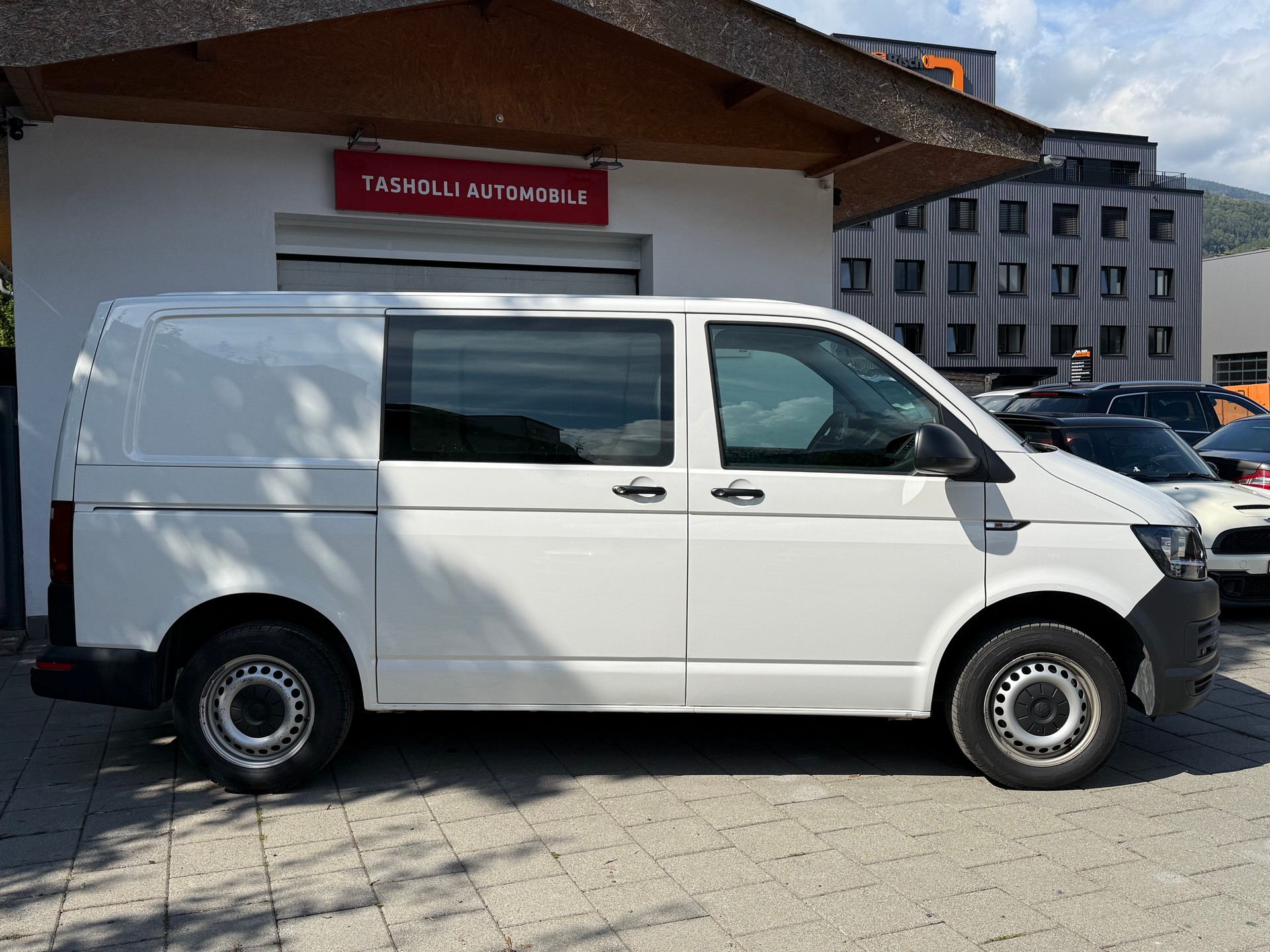 VW T6 2.0 TDI 4Motion DSG-image-11