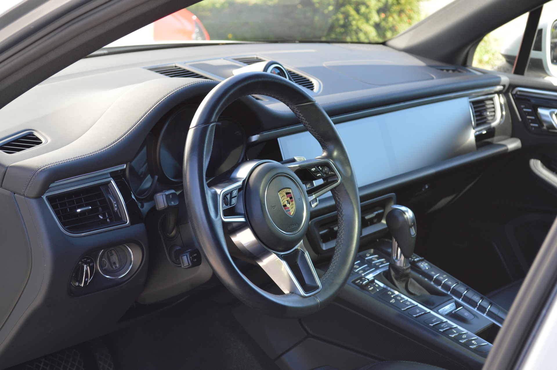 PORSCHE Macan S PDK-image-13