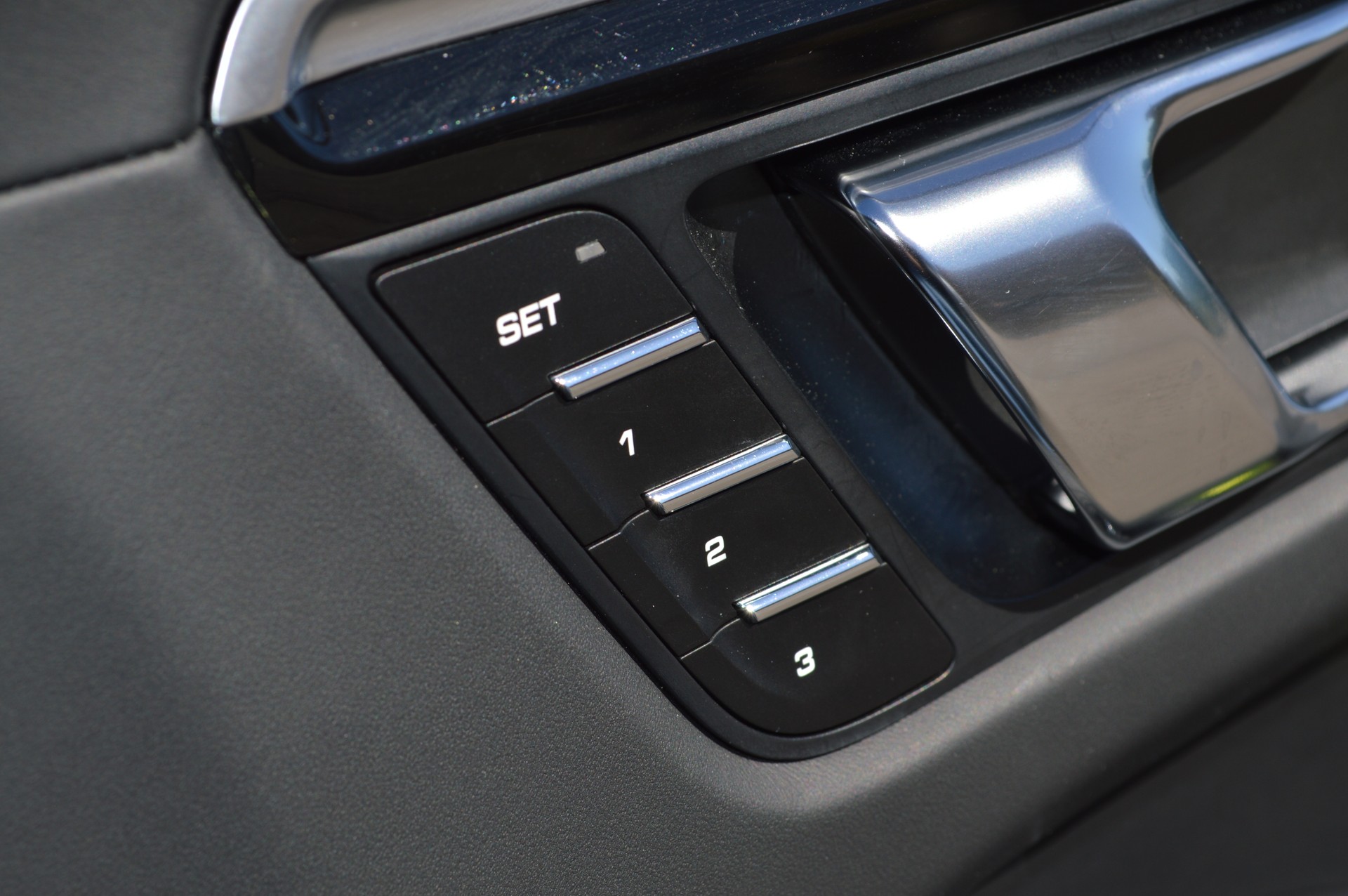 PORSCHE Macan S PDK-image-28