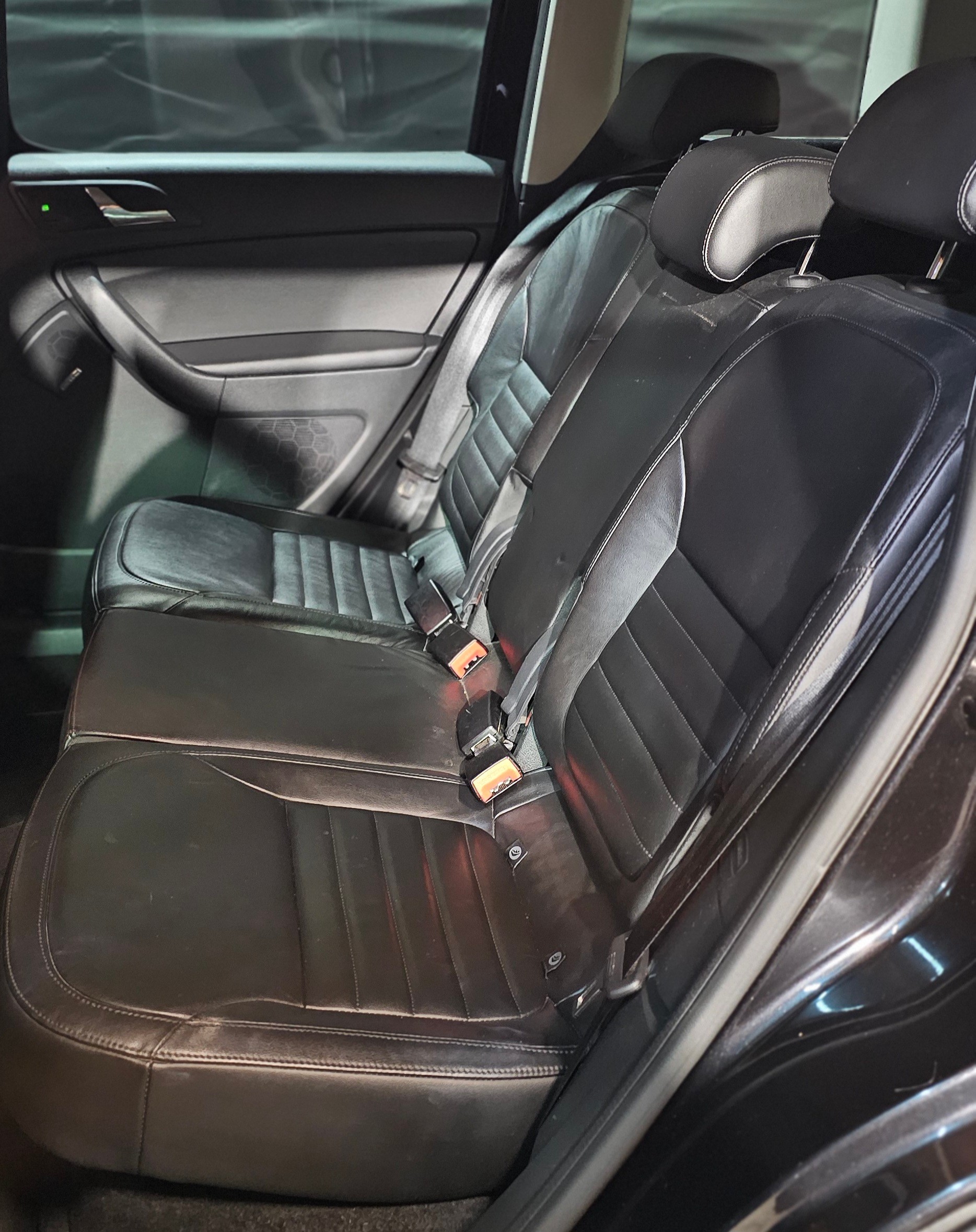 SKODA Yeti 1.8 TSI Experience 4x4-image-17