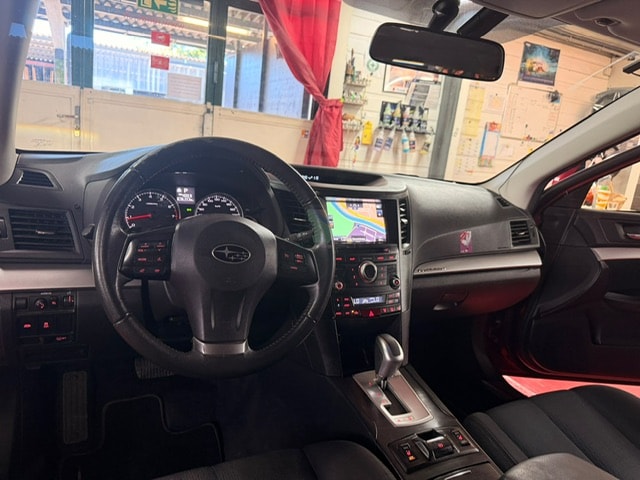 SUBARU Legacy 2.0i Final-Edition AWD Lineartronic-image-5