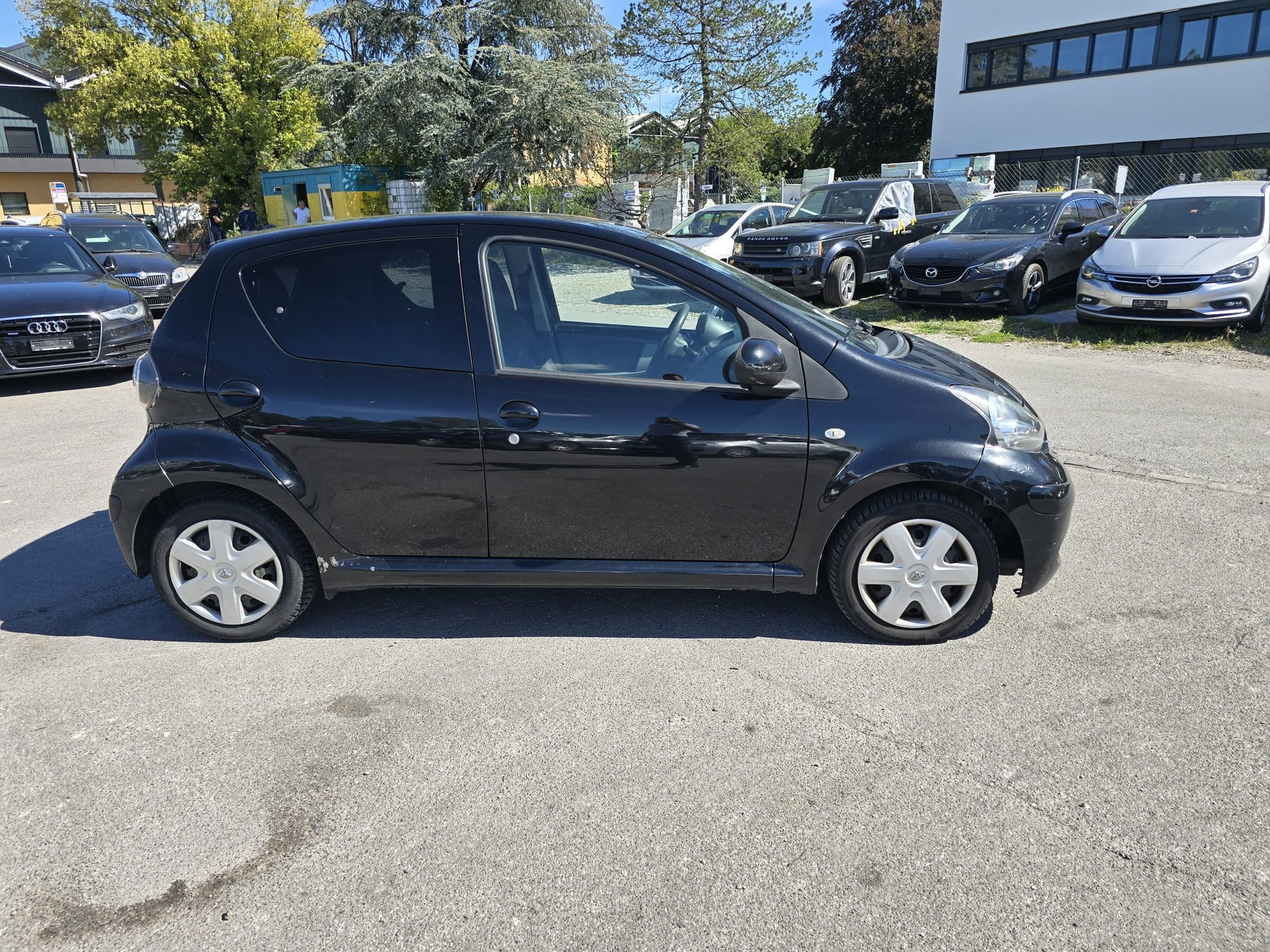 TOYOTA Aygo 1.0 Linea Sol-image-5