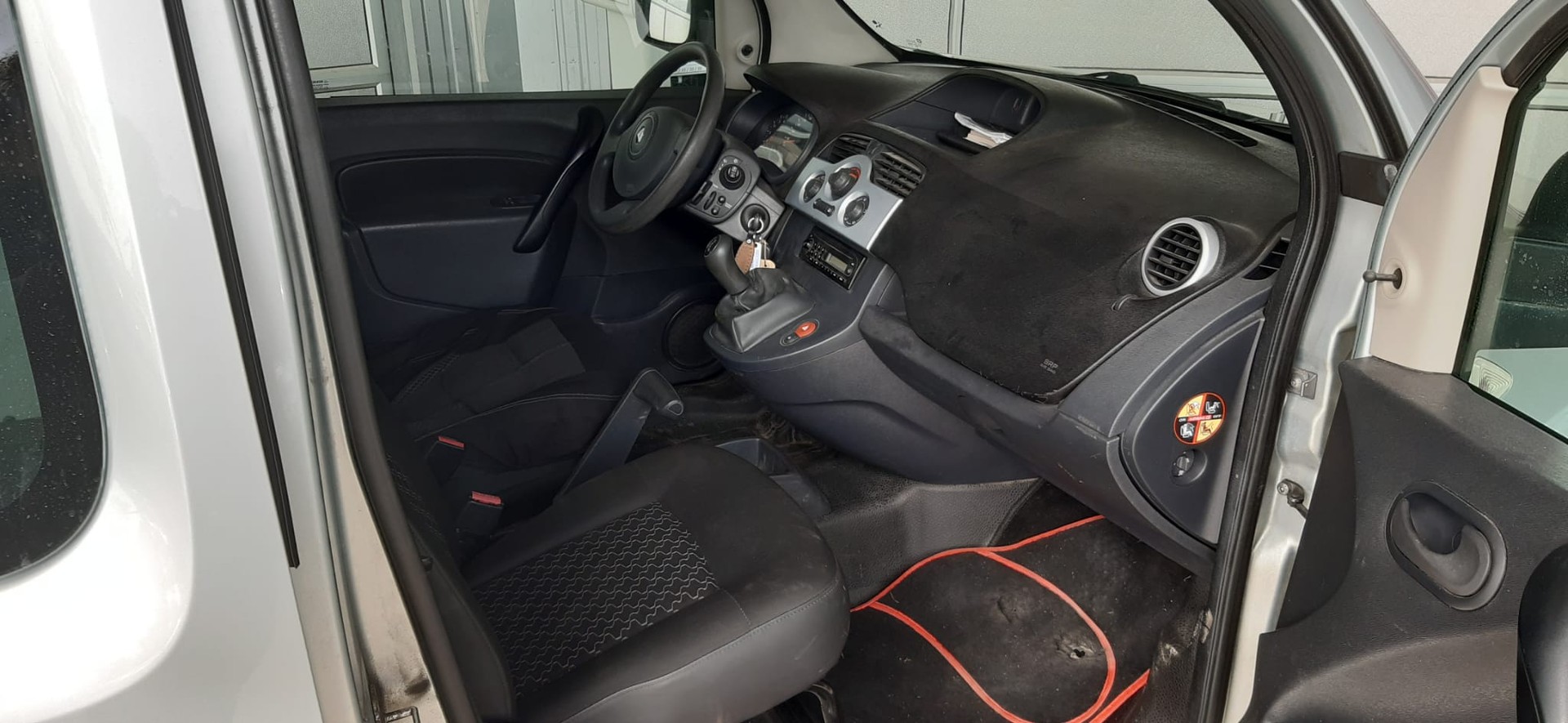 RENAULT Kangoo dCi 90 Business-image-8