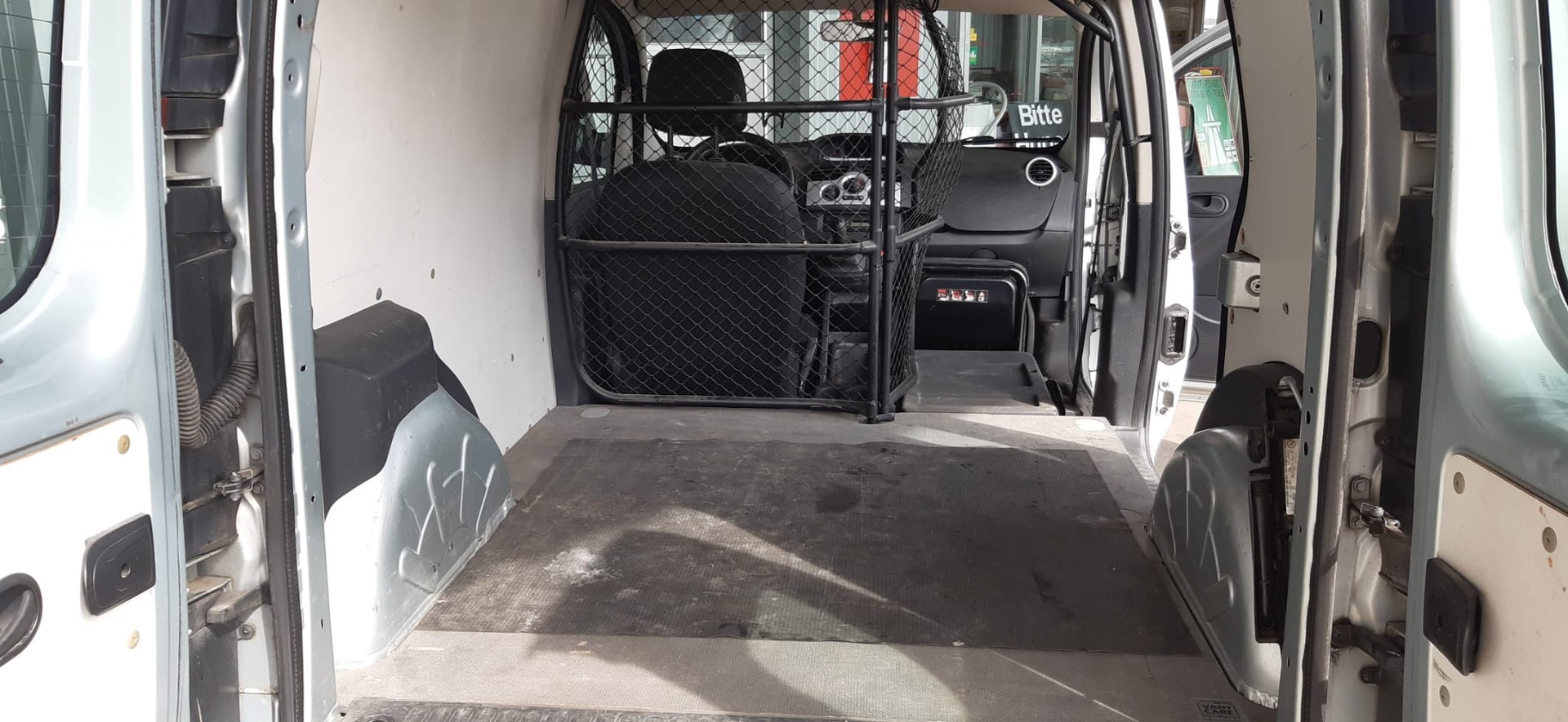 RENAULT Kangoo dCi 90 Business-image-10