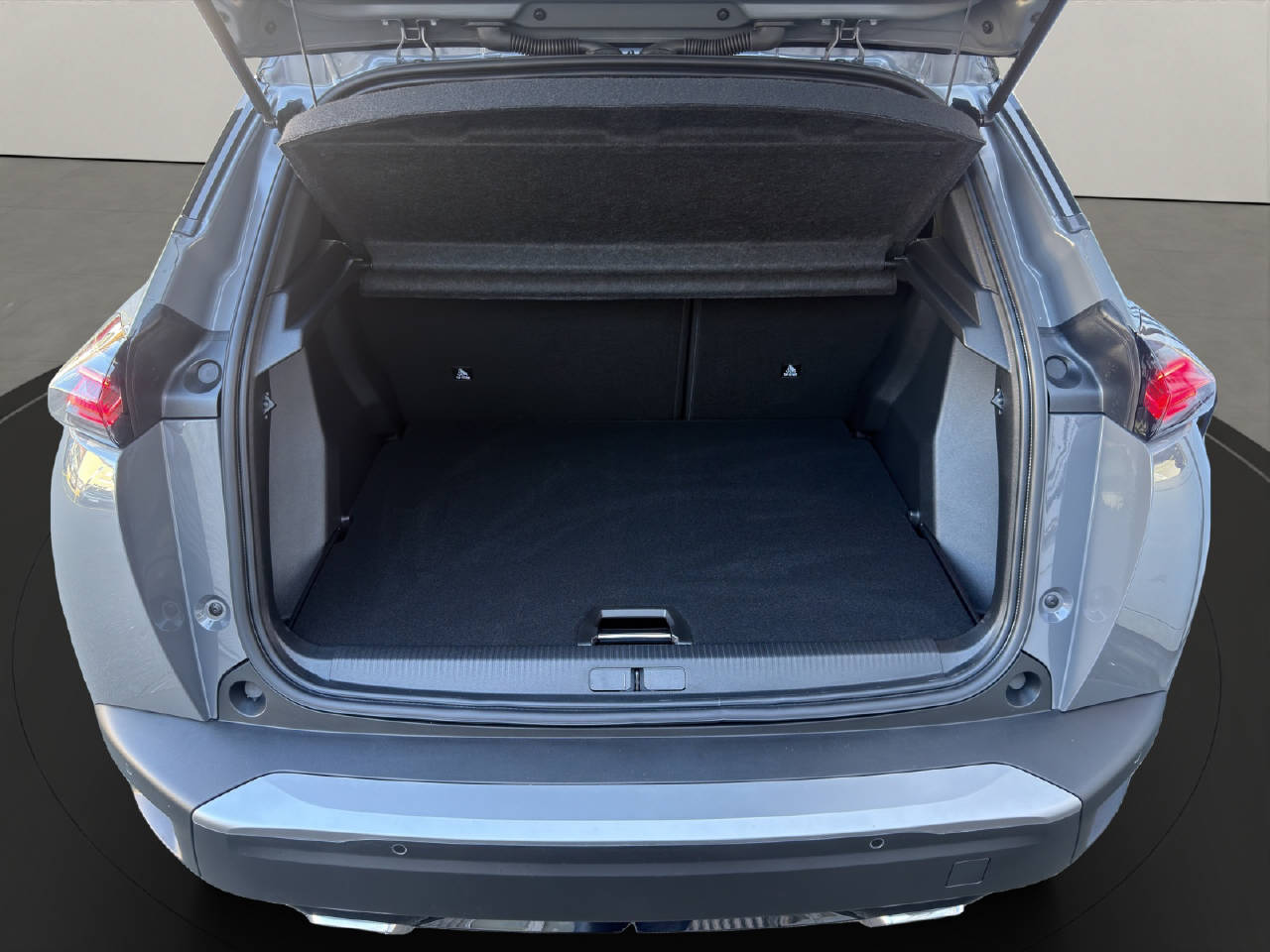 PEUGEOT 2008 1.2 Hybrid 145 GT-image-11
