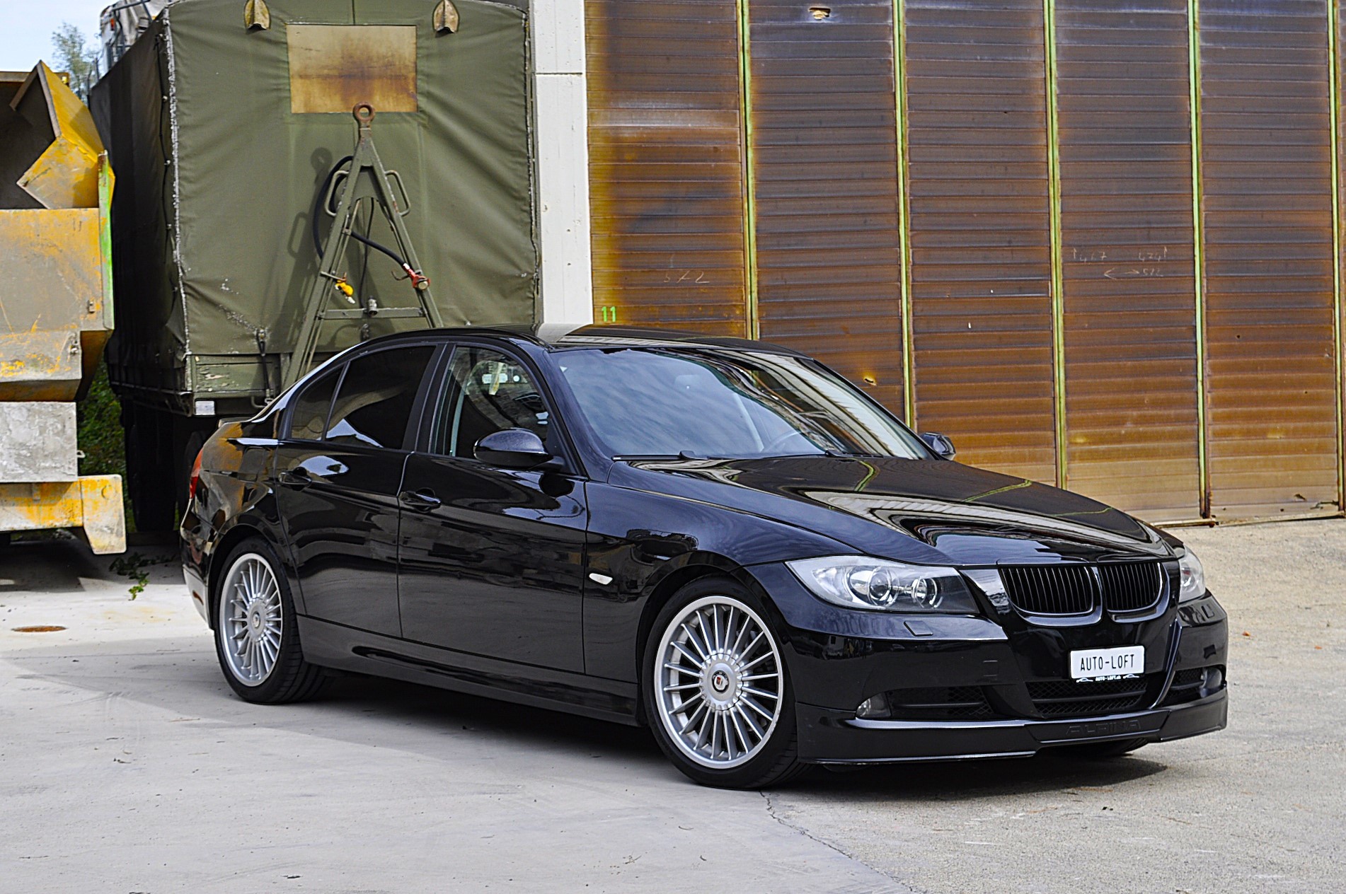 Car photo