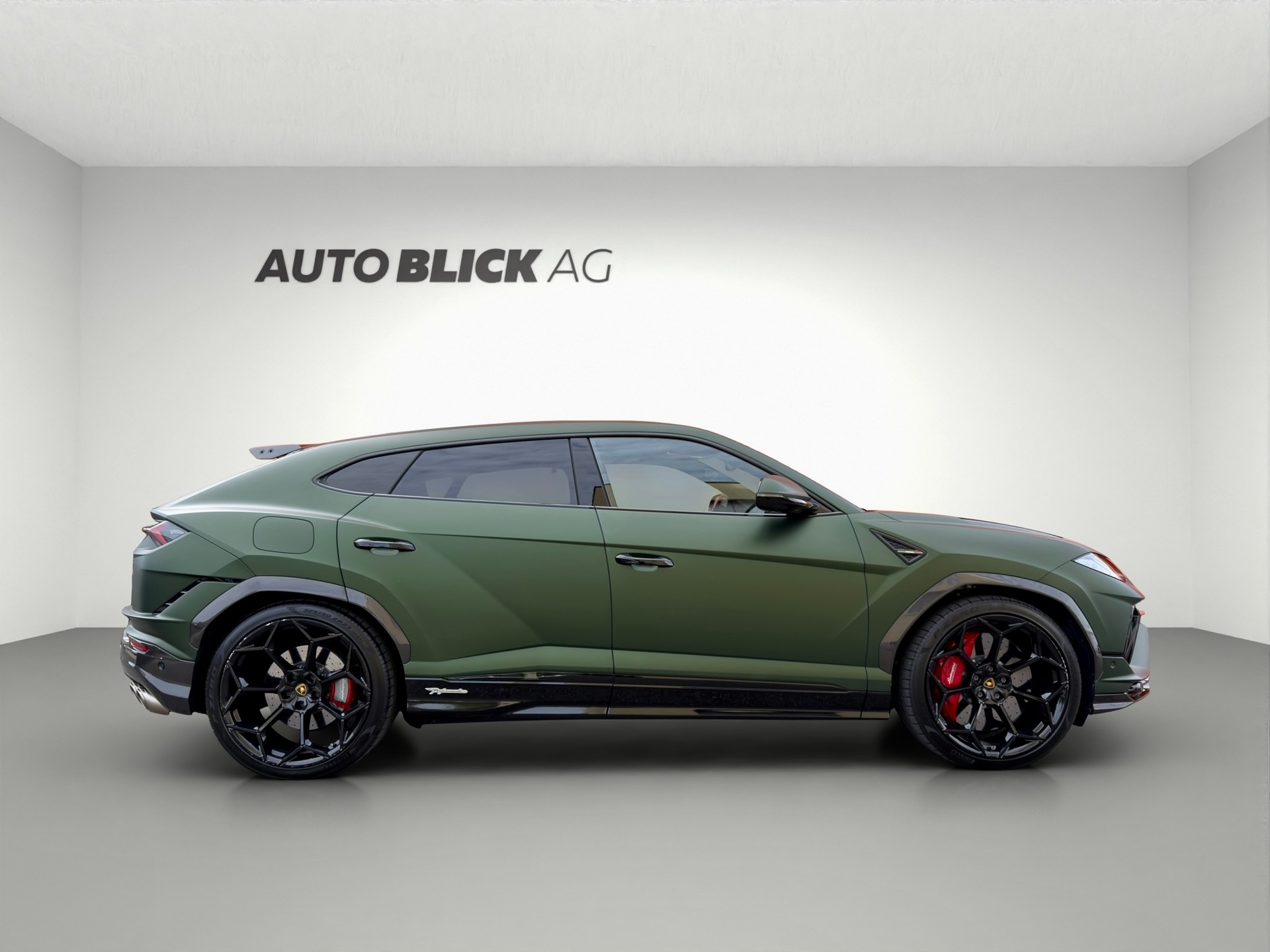 LAMBORGHINI Urus Performante-image-3