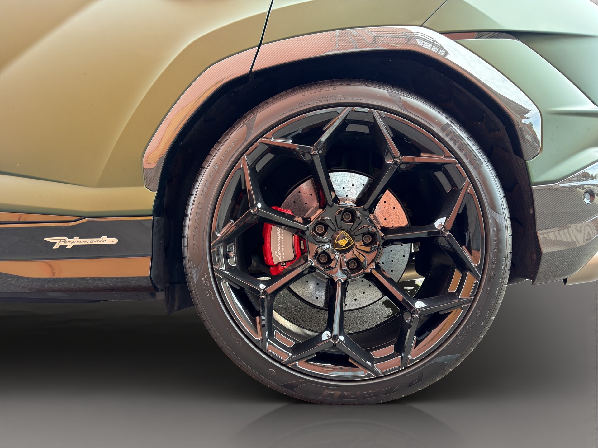 LAMBORGHINI Urus Performante-image-8