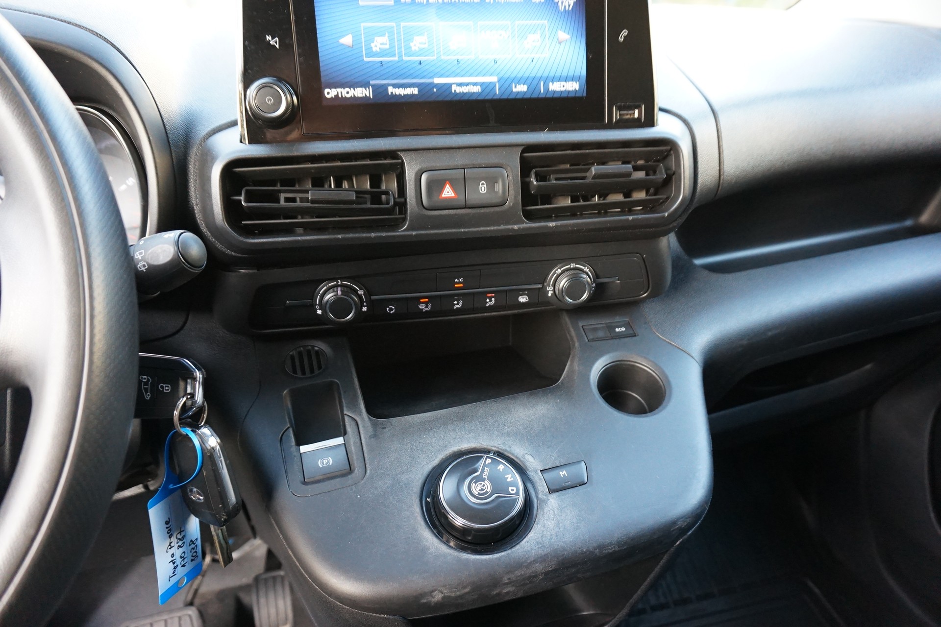 TOYOTA Proace City Van 1.5D Active Medium Automatik-image-8