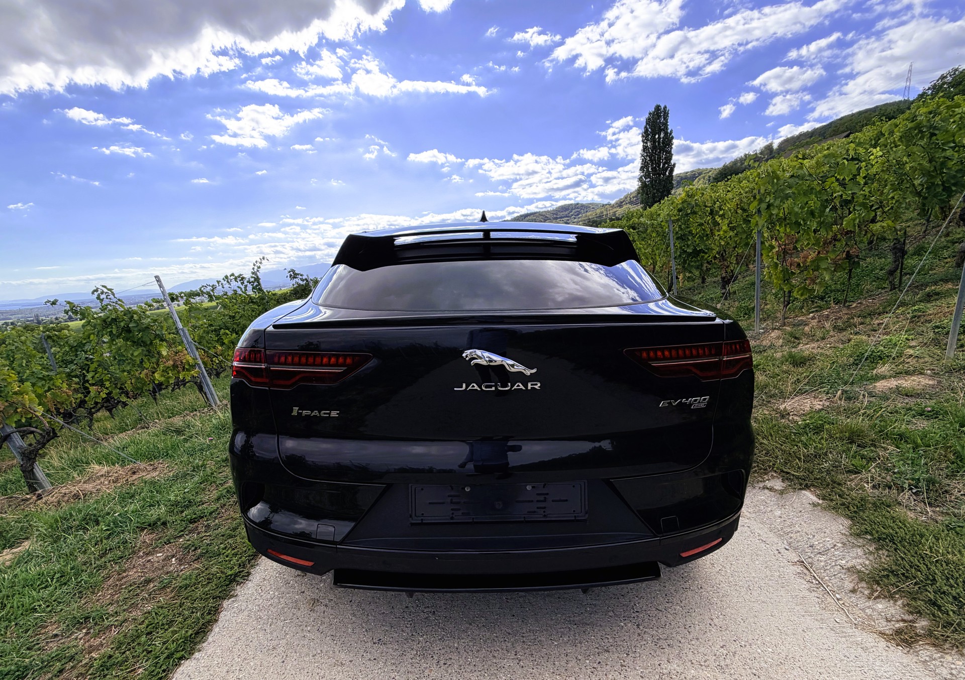 JAGUAR I-Pace EV400 HSE Black AWD-image-11