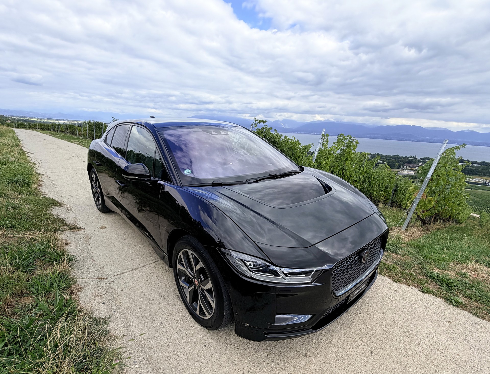 JAGUAR I-Pace EV400 HSE Black AWD-image-7