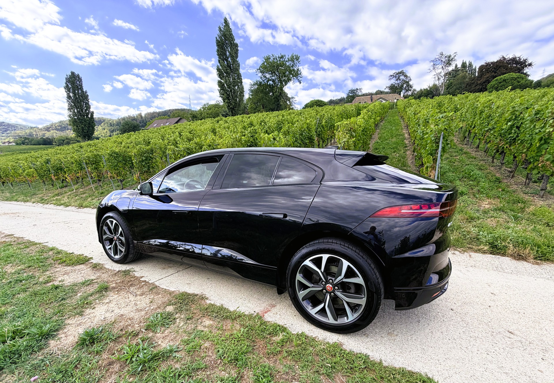 JAGUAR I-Pace EV400 HSE Black AWD-image-13