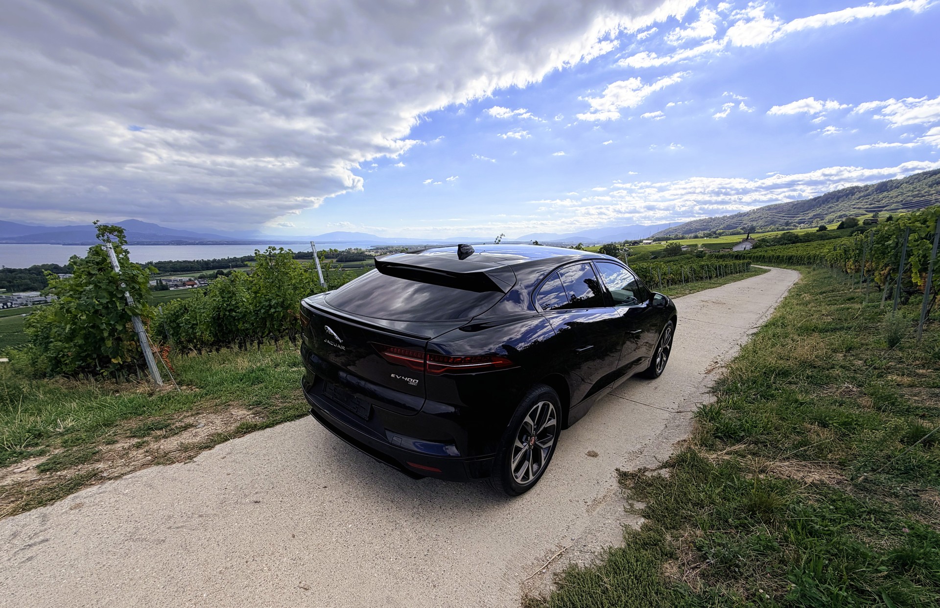 JAGUAR I-Pace EV400 HSE Black AWD-image-9
