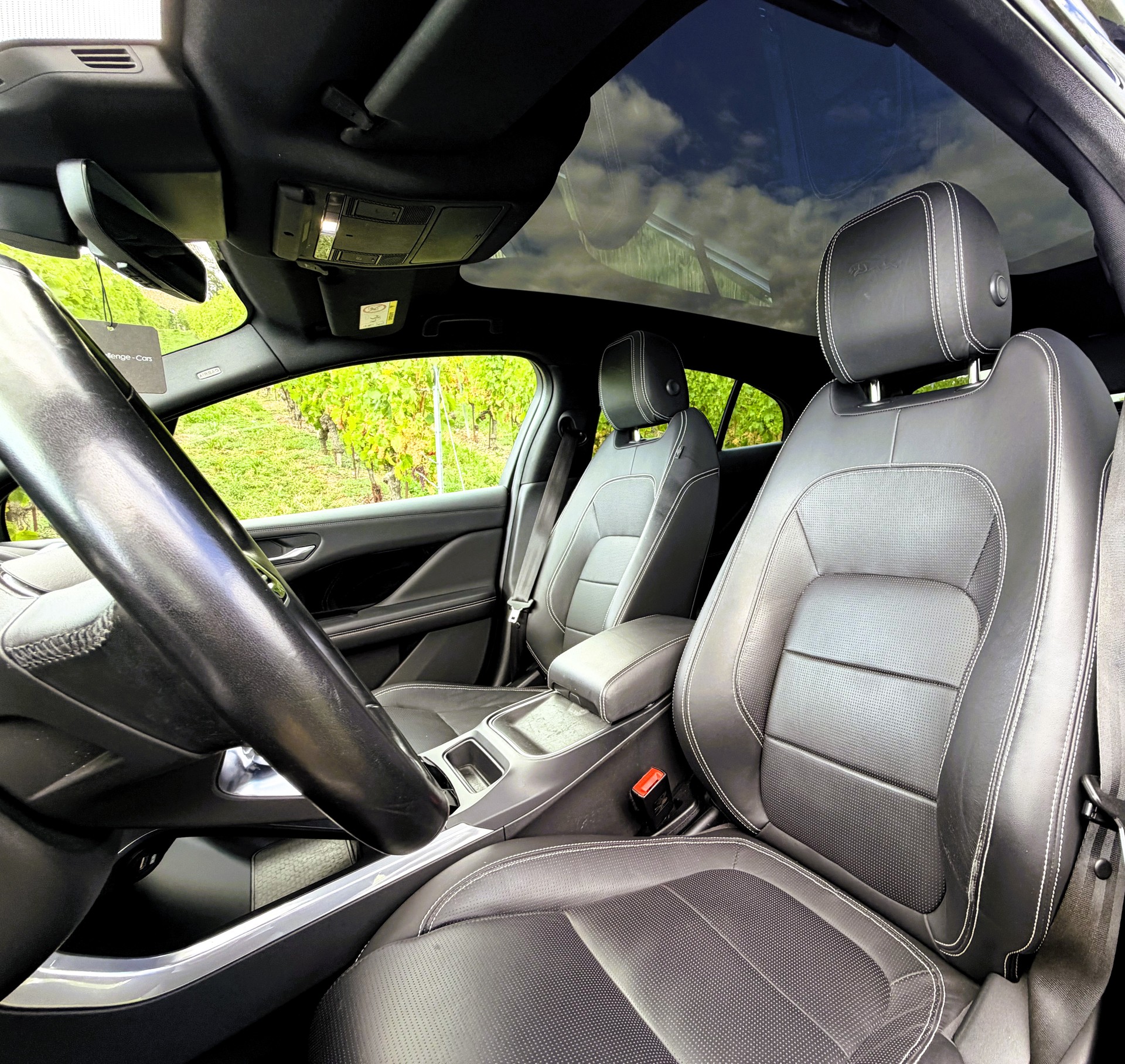JAGUAR I-Pace EV400 HSE Black AWD-image-25