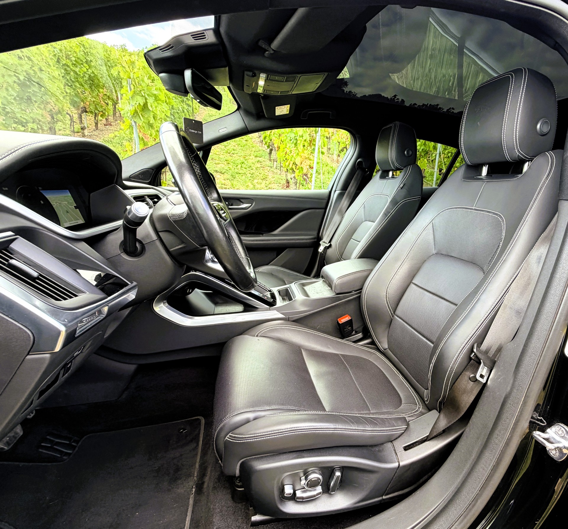 JAGUAR I-Pace EV400 HSE Black AWD-image-19