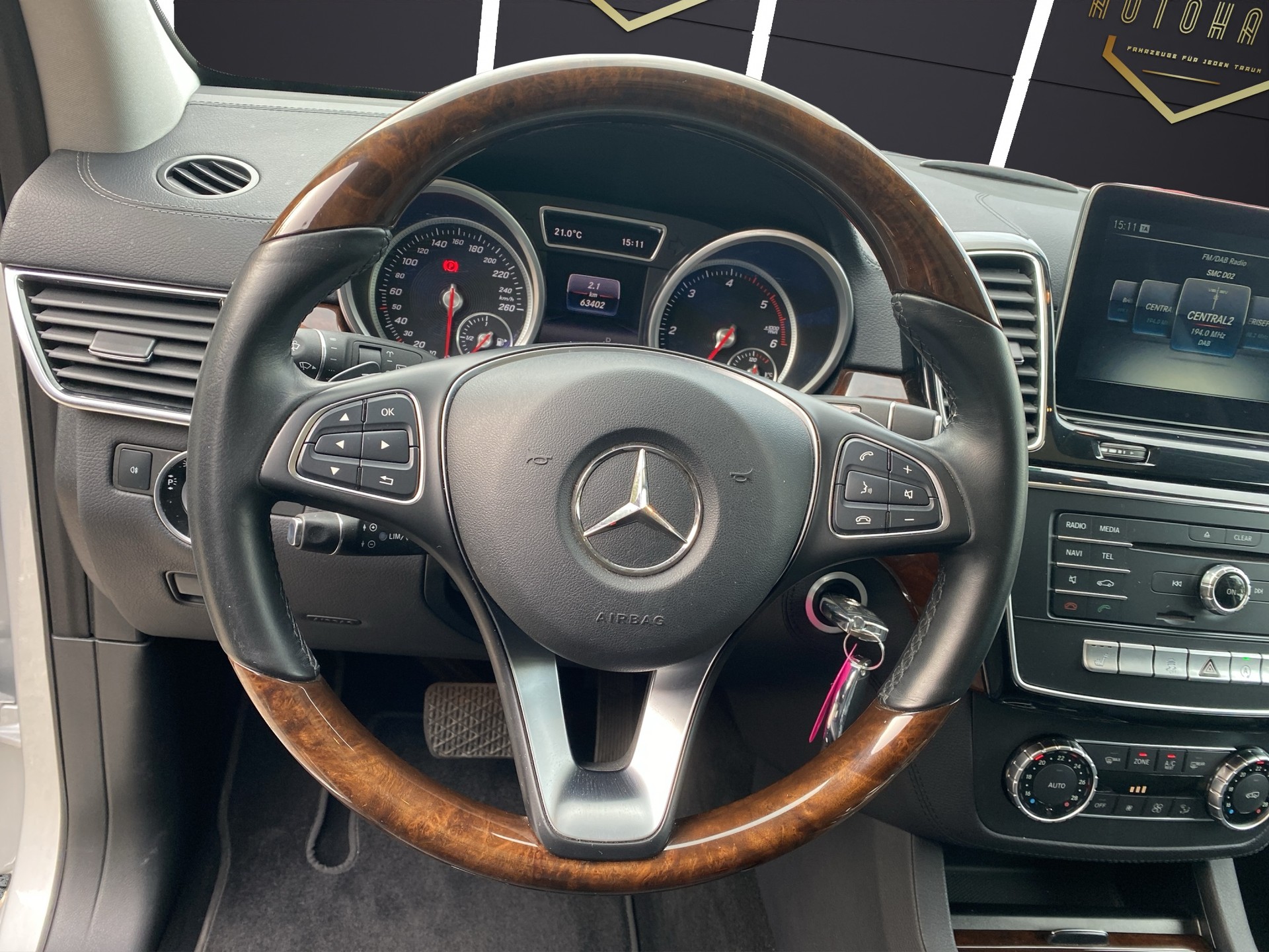 MERCEDES-BENZ GLE 350 d Executive 4Matic 9G-Tronic-image-11