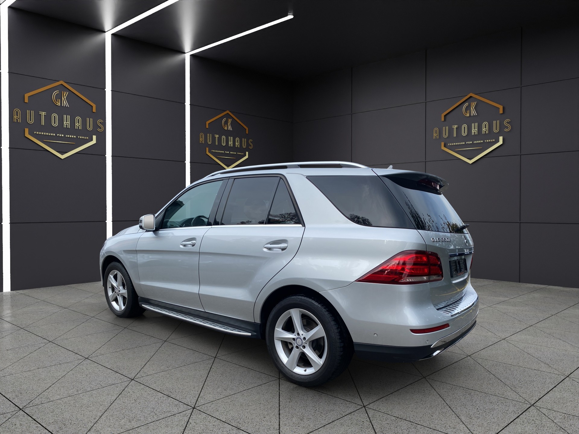 MERCEDES-BENZ GLE 350 d Executive 4Matic 9G-Tronic-image-2