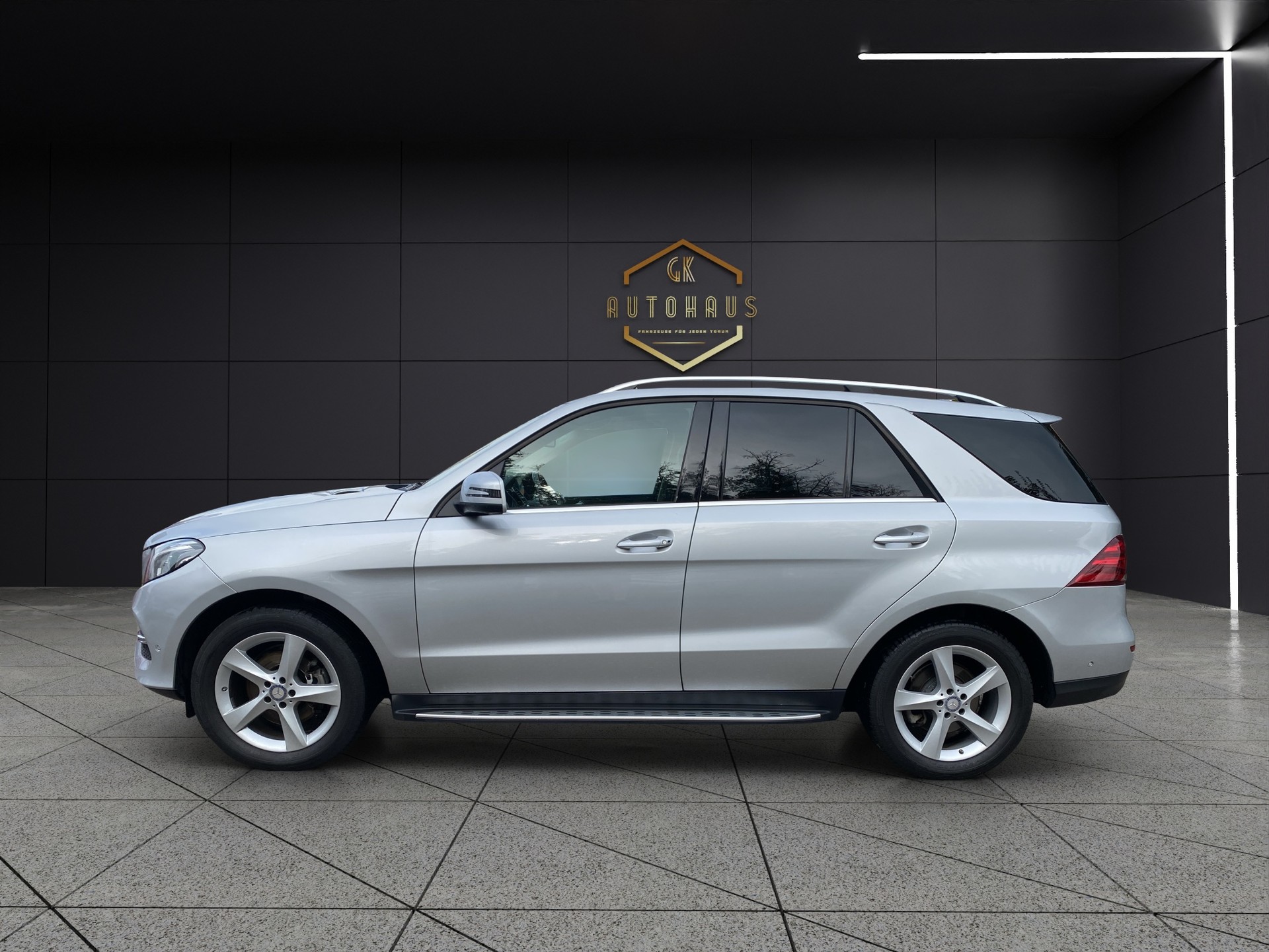 MERCEDES-BENZ GLE 350 d Executive 4Matic 9G-Tronic-image-1