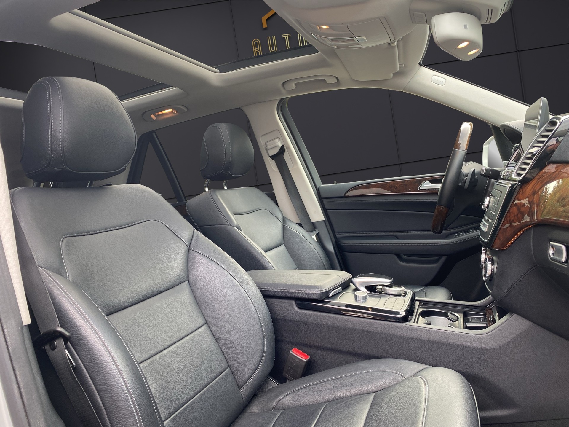 MERCEDES-BENZ GLE 350 d Executive 4Matic 9G-Tronic-image-14