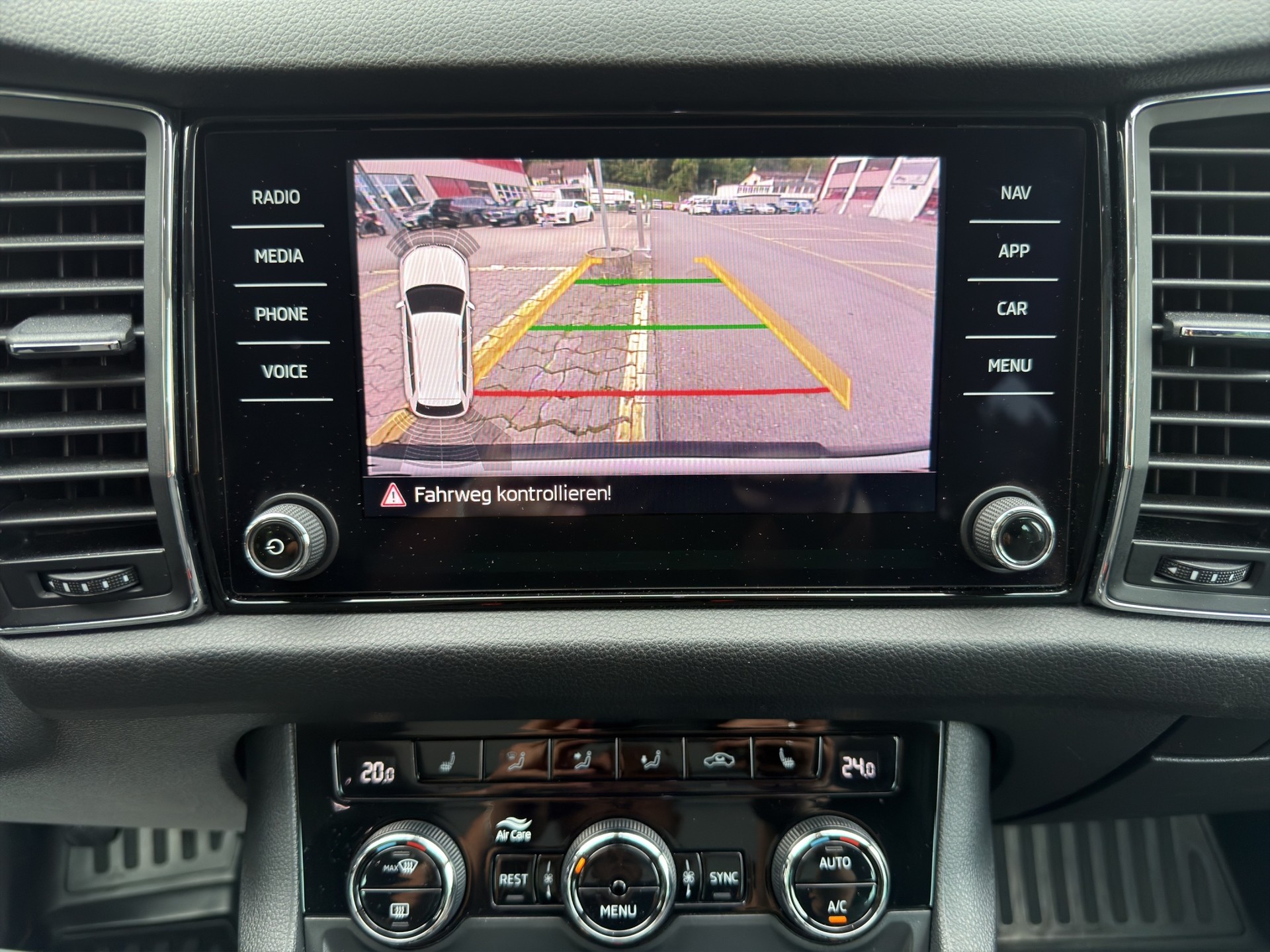 SKODA Kodiaq 1.4 TSI ACT Ambition 4x4-image-10