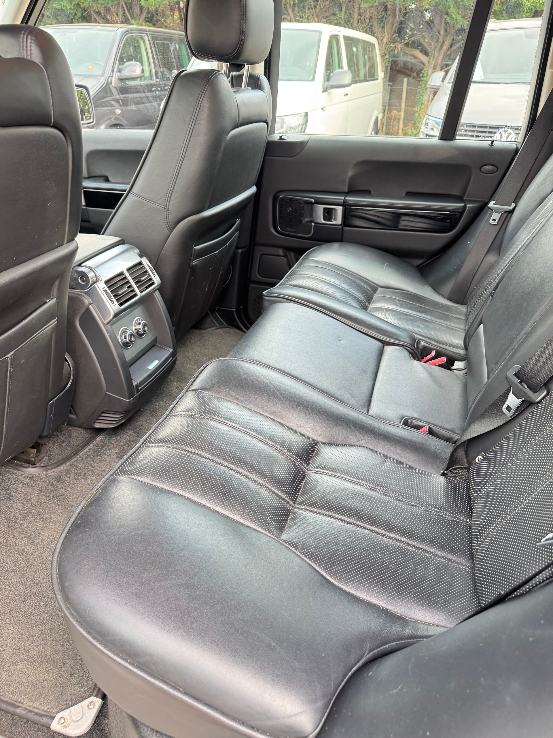 LAND ROVER Range Rover 3.6 d Vogue Automatic-image-7