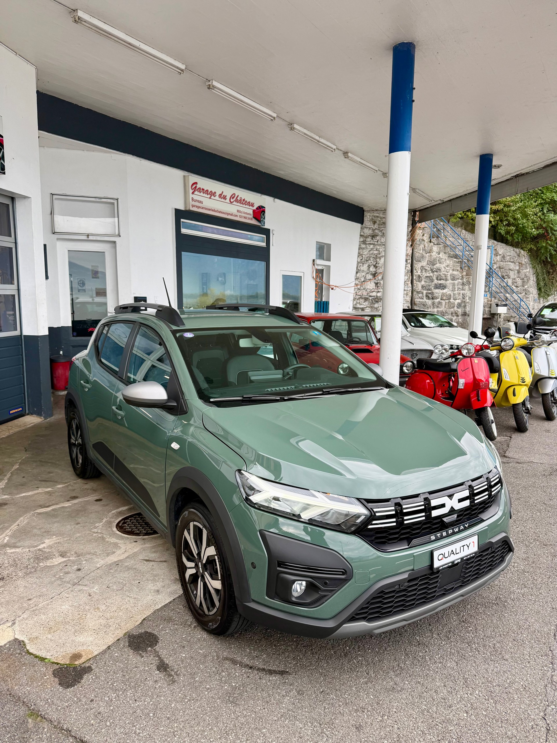 DACIA Sandero Stepway TCe 90 Extreme+ CVT-image-1