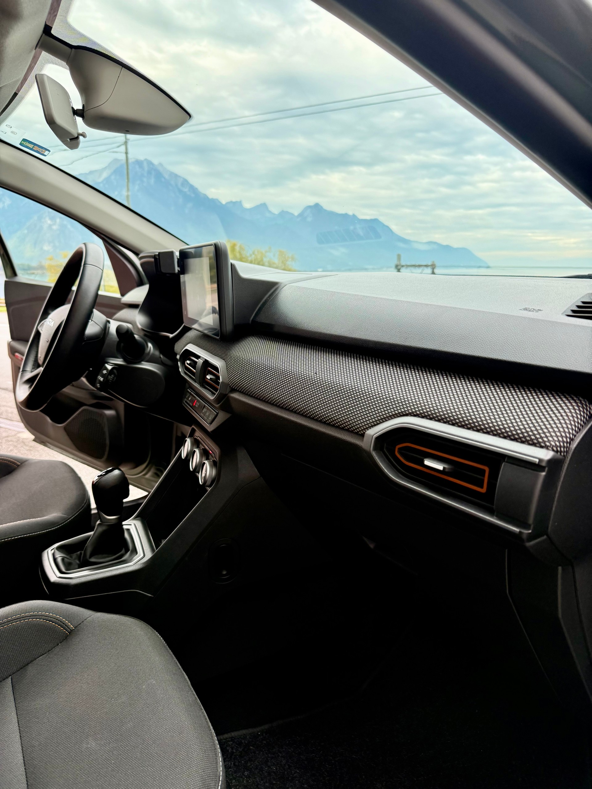 DACIA Sandero Stepway TCe 90 Extreme+ CVT-image-12