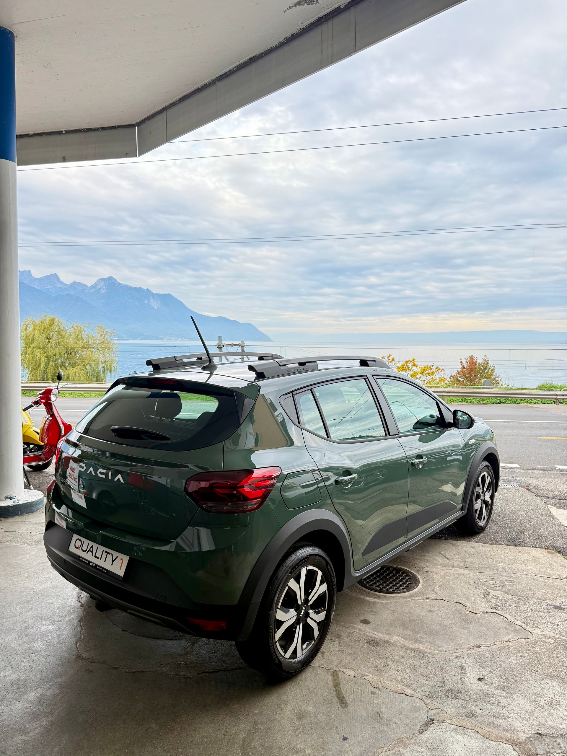 DACIA Sandero Stepway TCe 90 Extreme+ CVT-image-2