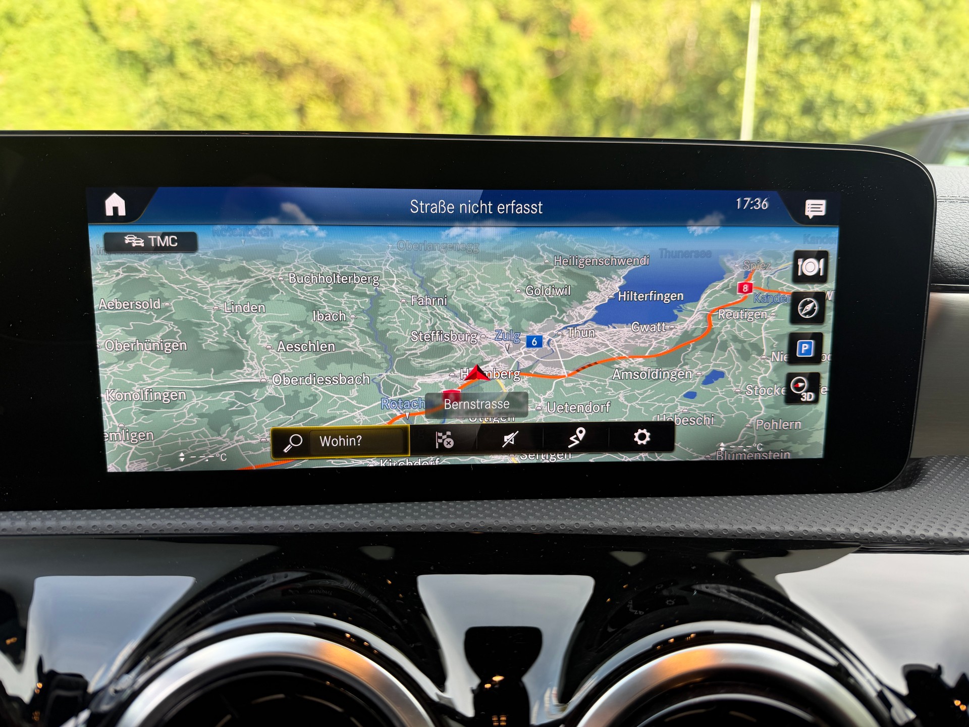 MERCEDES-BENZ A 200 AMG Line-image-14