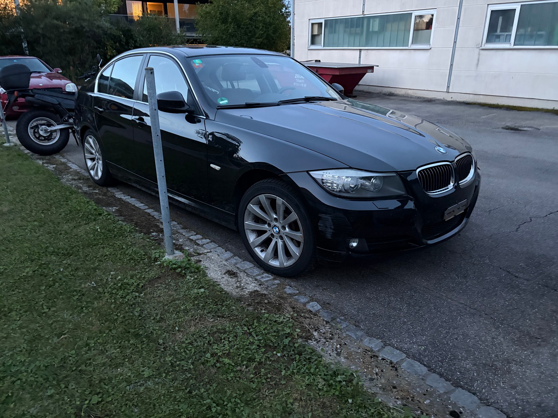 BMW 330d-image-1