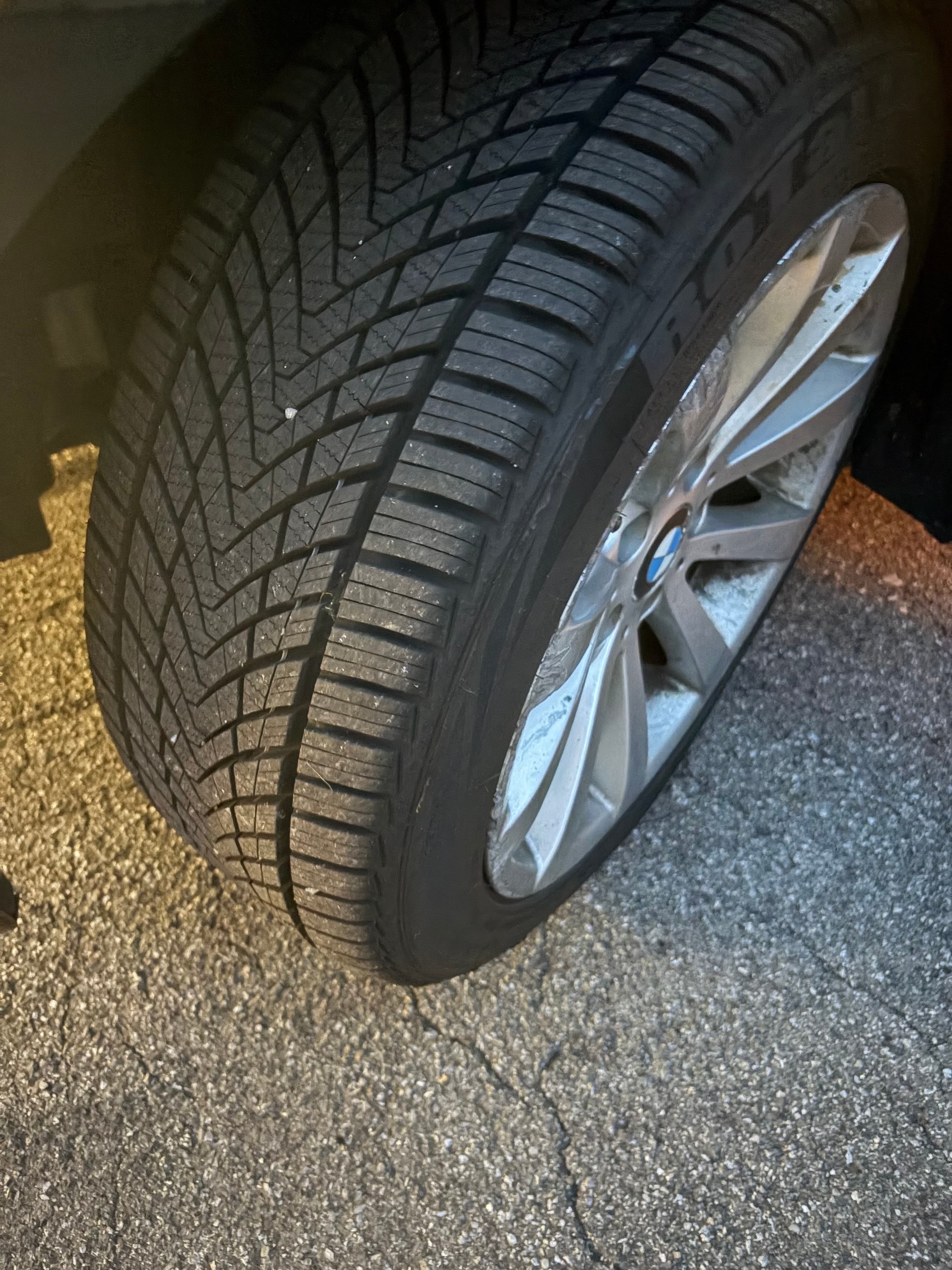 BMW 330d-image-4