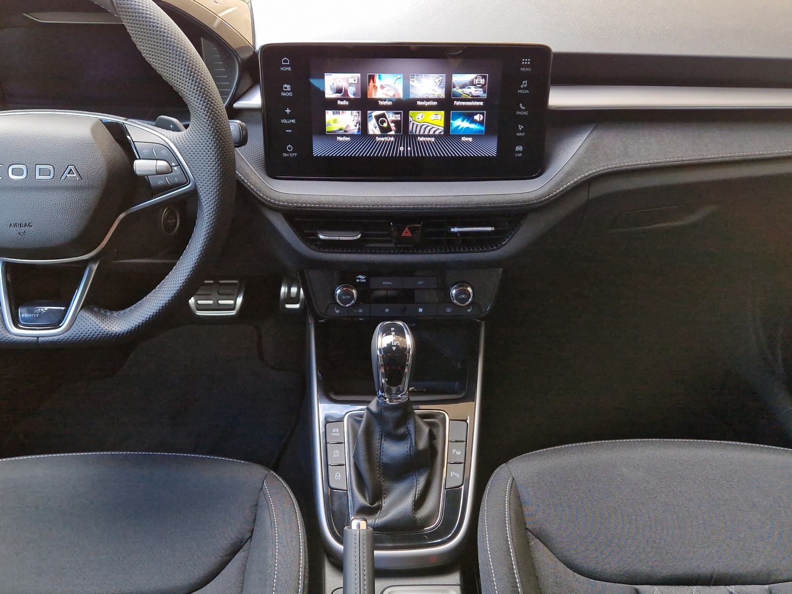 SKODA Fabia 1.0 TSI Monte Carlo DSG-image-10