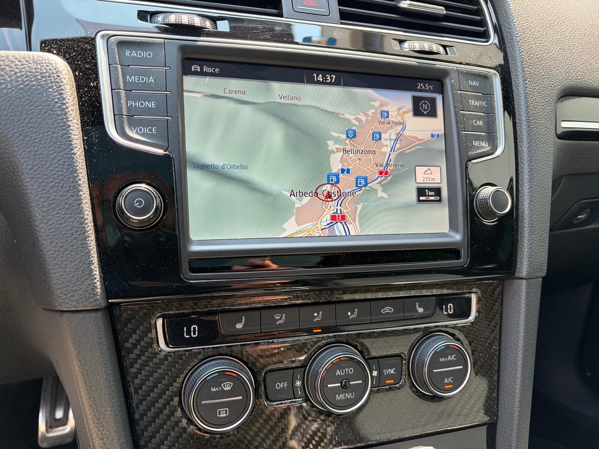 VW Golf VII Variant 2.0 TSI R DSG 4motion-image-12