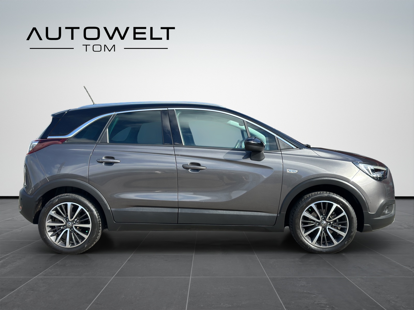 OPEL Crossland 1.2i Ultimate Automat *frisch ab Servce & MFK* 12 Monate Garantie*-image-5