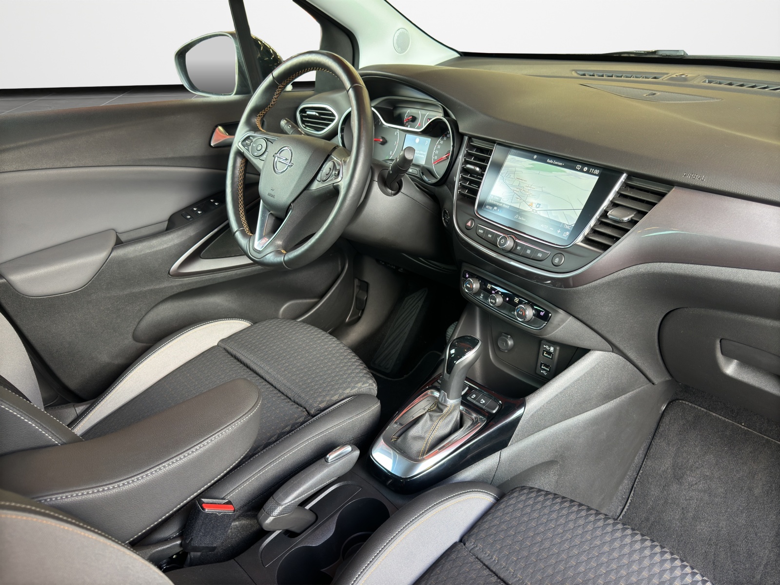 OPEL Crossland 1.2i Ultimate Automat *frisch ab Servce & MFK* 12 Monate Garantie*-image-12