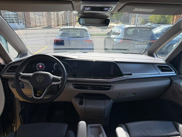 VW Multivan lang 2.0 TDI Life DSG-image-15