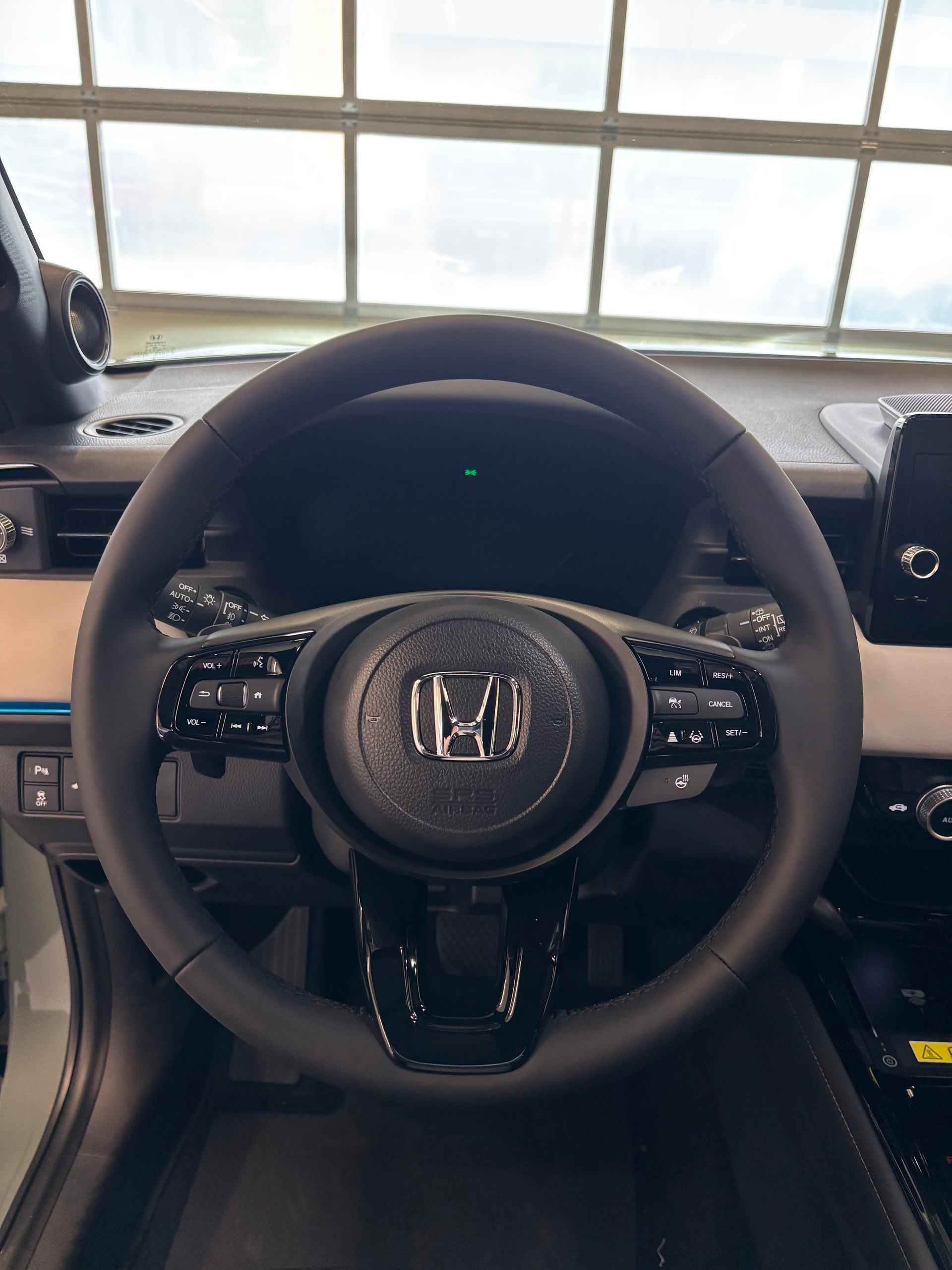 HONDA HR-V 1.5i-MMD Advance Style Plus CVT-image-8