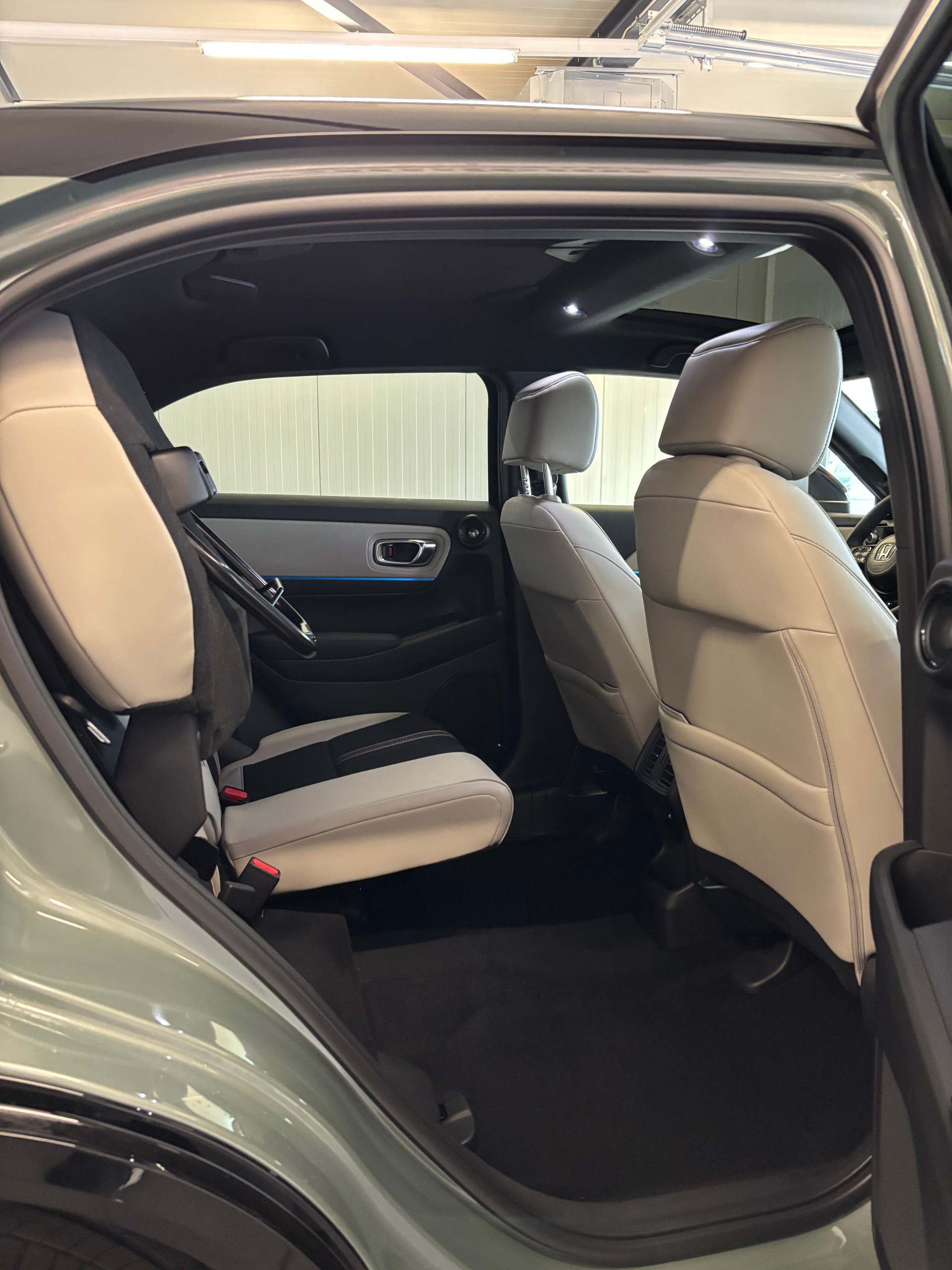 HONDA HR-V 1.5i-MMD Advance Style Plus CVT-image-14