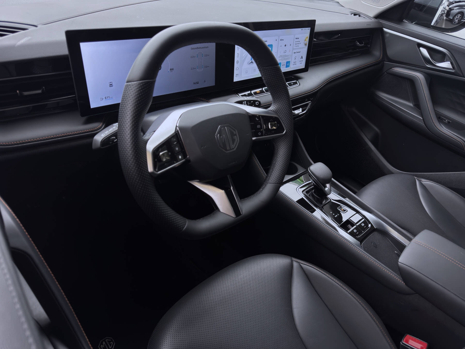 MG HS 1.5 Vti-Tech Luxury-image-6