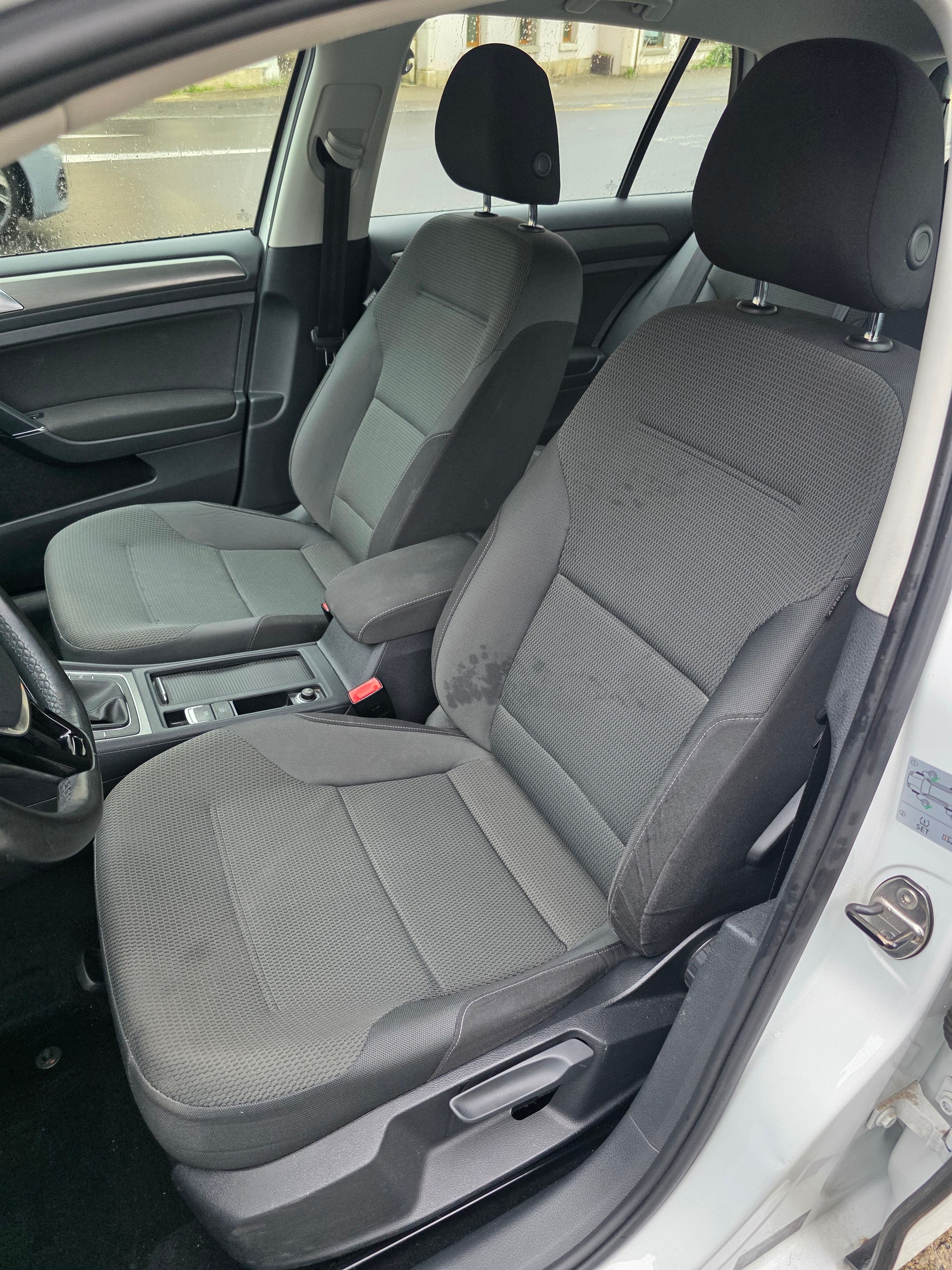 VW Golf 1.2 TSI Comfortline-image-8