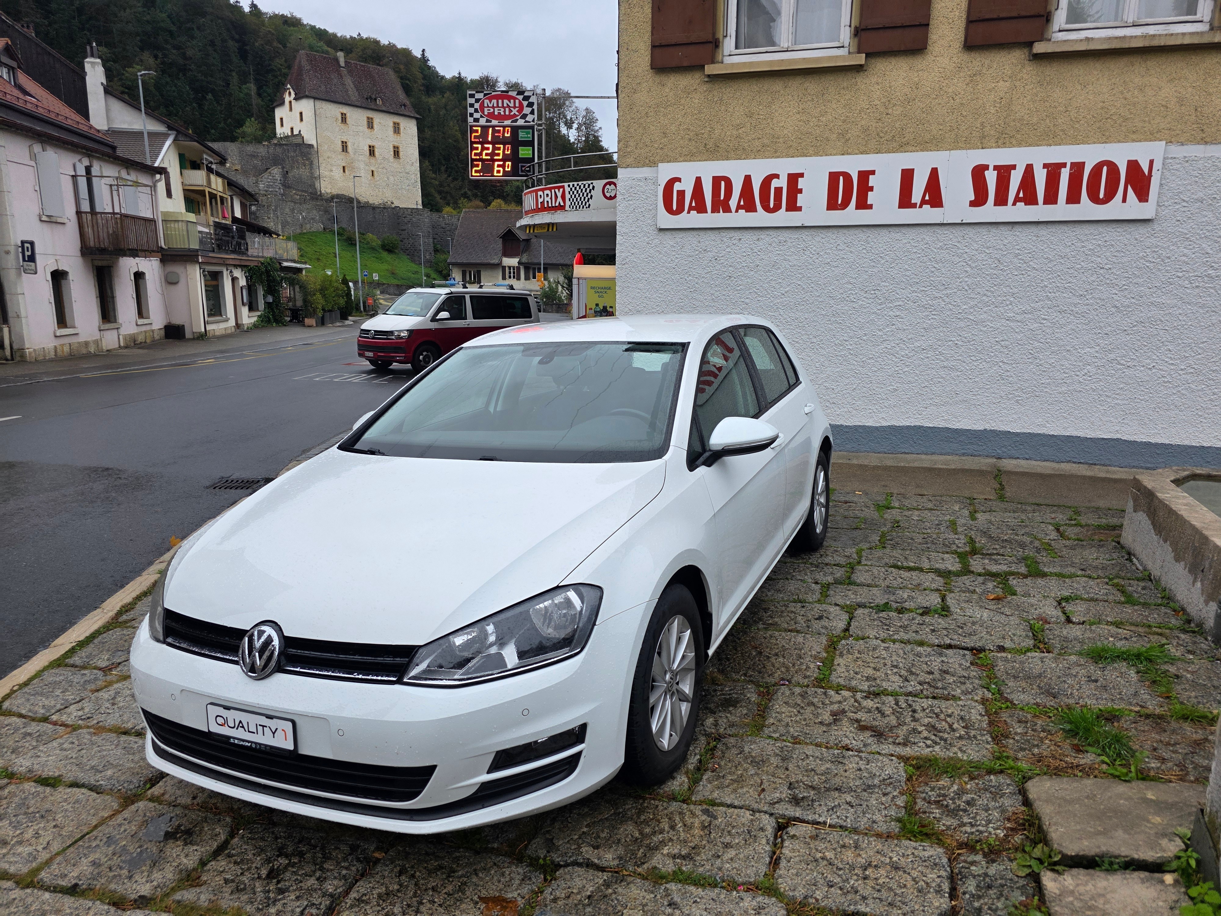 Car photo