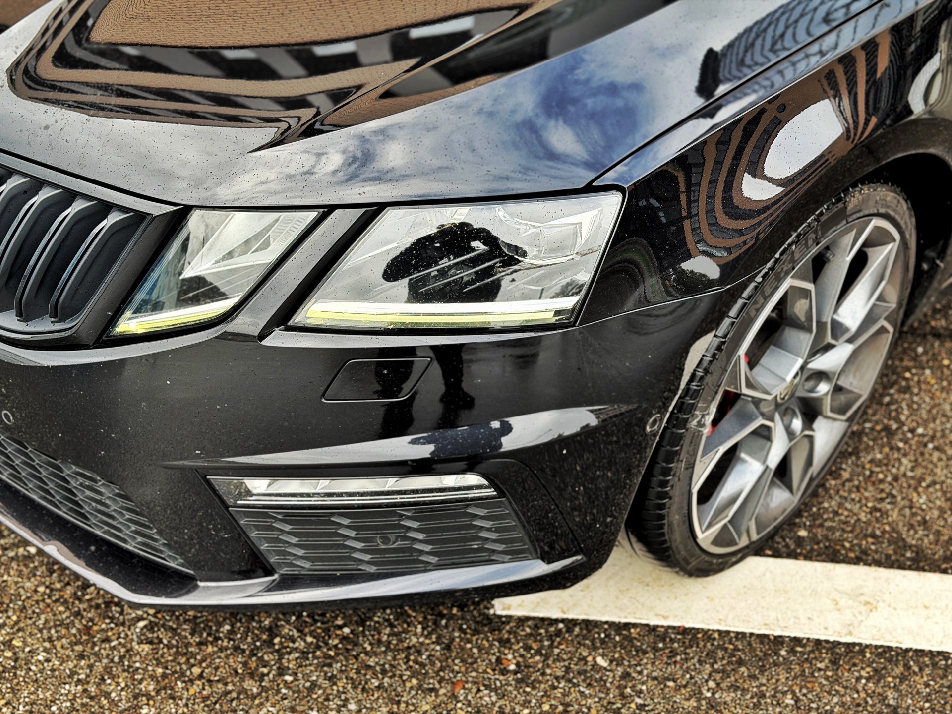 SKODA Octavia Combi 2.0 TDI RS 4x4 DSG-image-9