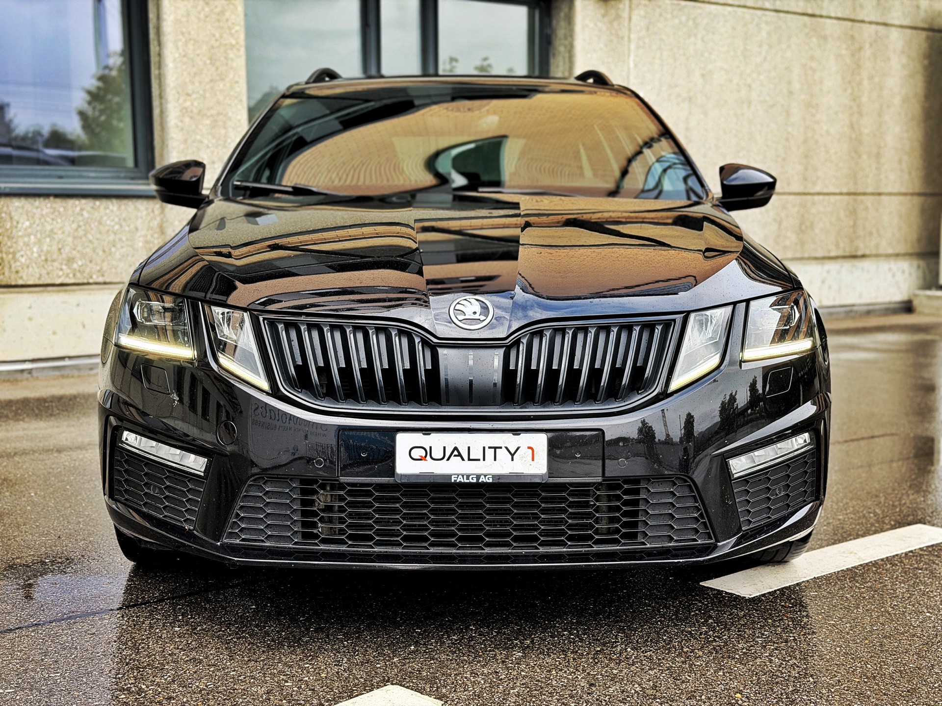 SKODA Octavia Combi 2.0 TDI RS 4x4 DSG-image-5