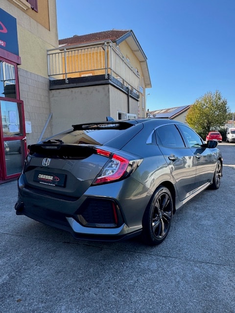 HONDA Civic 1.0 VTEC Executive CVT-image-3