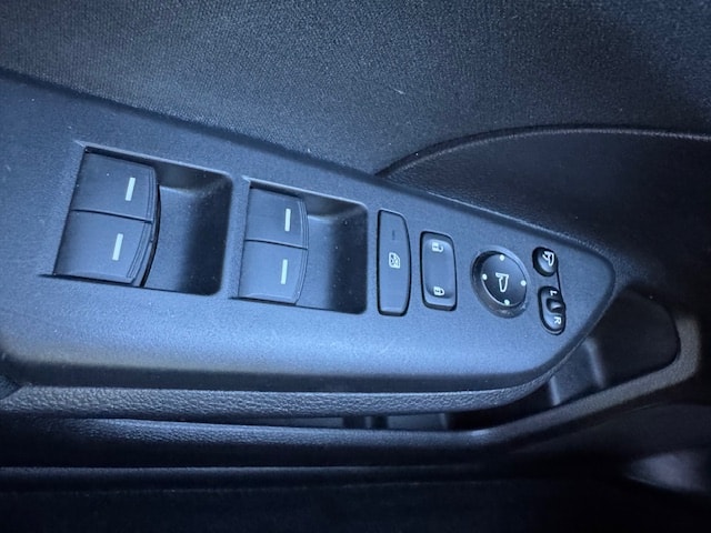 HONDA Civic 1.0 VTEC Executive CVT-image-17