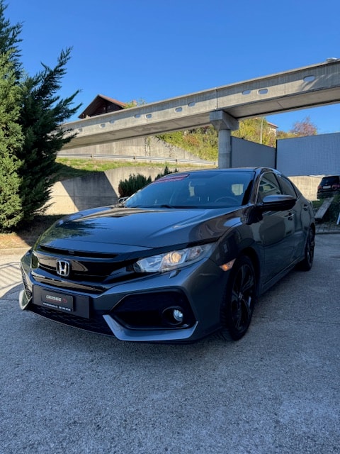 HONDA Civic 1.0 VTEC Executive CVT-image-1