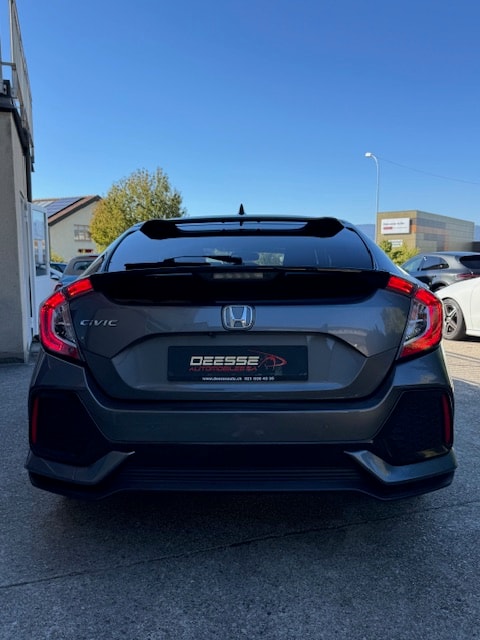 HONDA Civic 1.0 VTEC Executive CVT-image-4