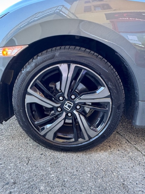 HONDA Civic 1.0 VTEC Executive CVT-image-20