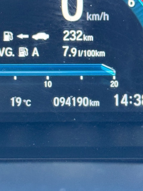 HONDA Civic 1.0 VTEC Executive CVT-image-9