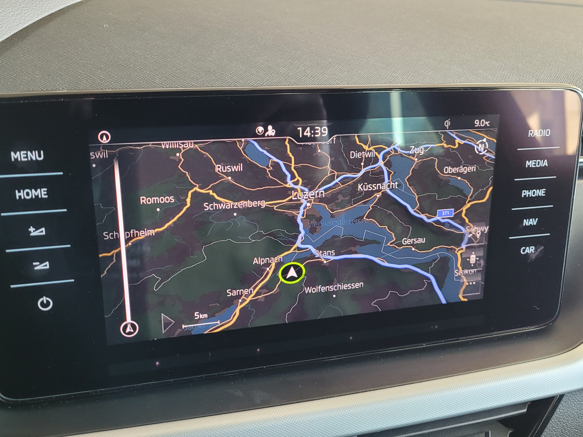 SKODA Kamiq 1.0 TSI Ambition DSG *Rückfahrkamera+8-fach m. Pneu*-image-12